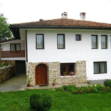 Hotel Elefterova Kashta Arbanasi Esterno foto