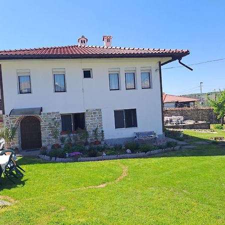 Hotel Elefterova Kashta Arbanasi Esterno foto
