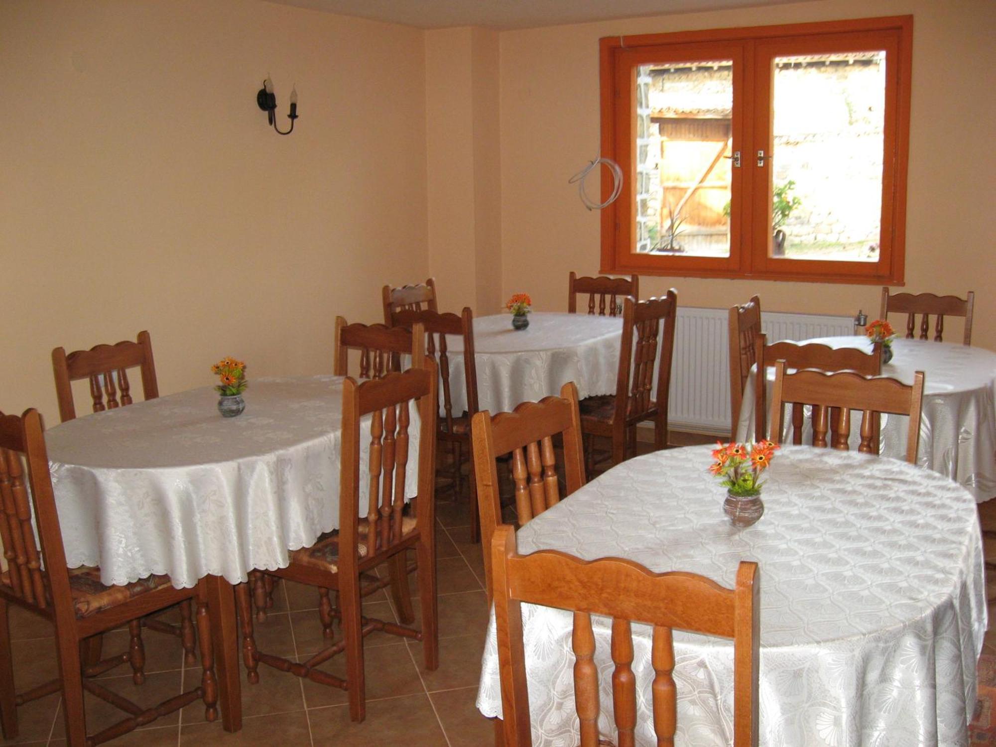 Hotel Elefterova Kashta Arbanasi Esterno foto
